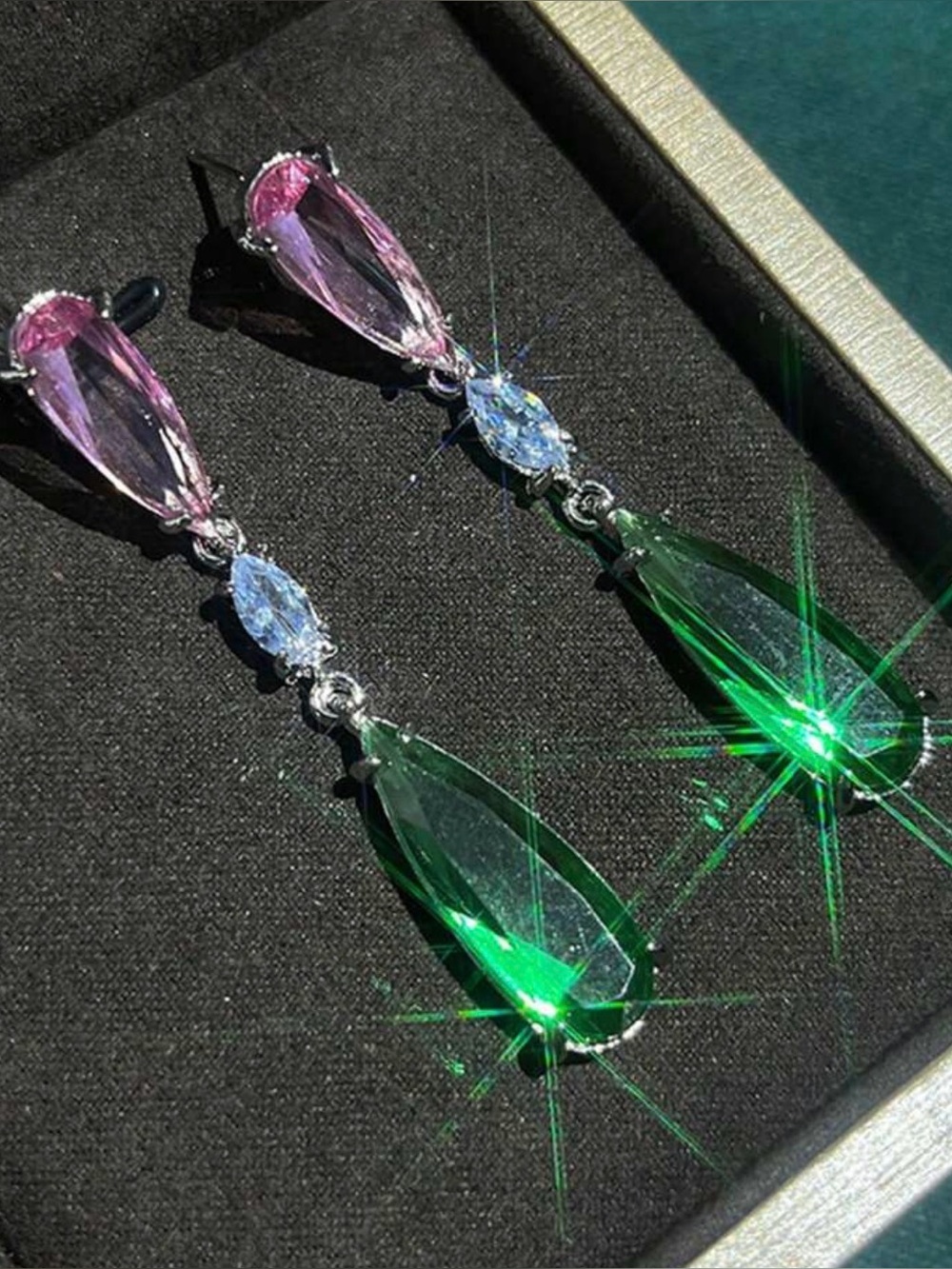 Elegant green purple teardrop earrings M816